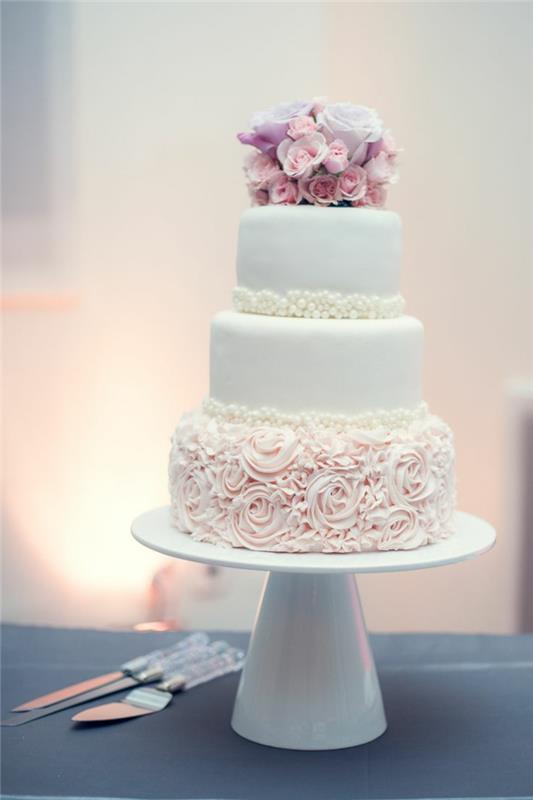 0-en iyi-nasıl-seçilir-düğün-pastası-boncuk-dekorasyonu