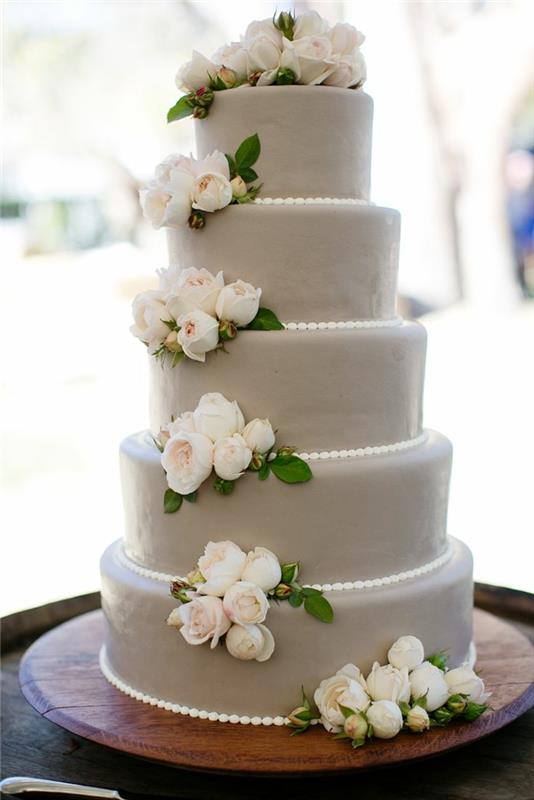 0-inci-çiçek-dekorasyonlu-zarif-düğün pastası-tasarımı