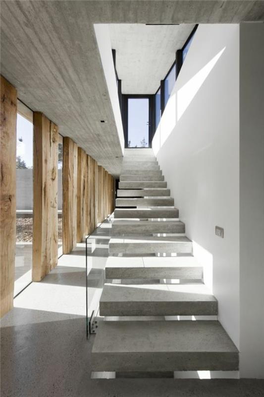 0-interjeras-prašmatnus-dekoratyvinis-betonas-betonas-darbas-viršutinis-vaškas-pilkas-betonas-laiptai