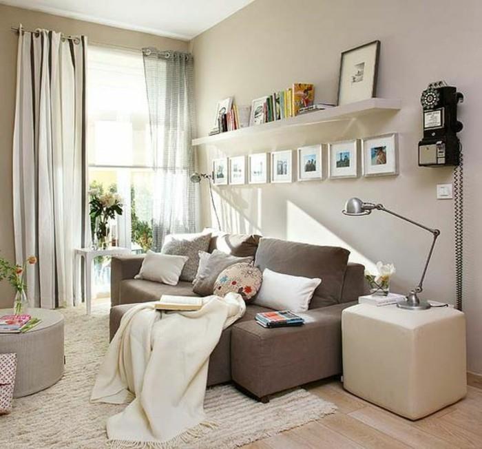 0-lepa-dnevna soba-dekoracija-dnevna soba-majhna-dnevna soba-bež-pohištvo-kotni kavč