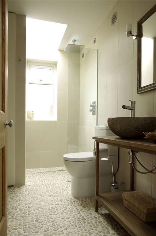 0-lepa-svetla-kopalnica-mozaik-ploščice-mozaik-kopalnica-dekorativni kamenčki