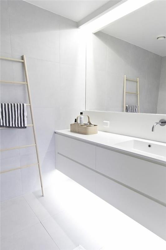 0-vonios-led-apšvietimas-veidrodis-apšvietimas-balta-vonios-balta-plytelės