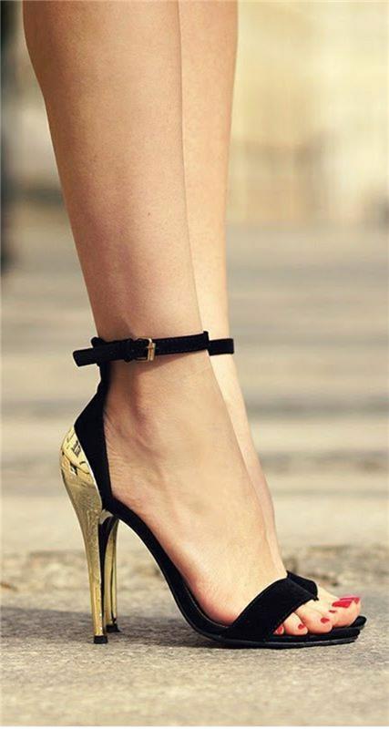 0-topuklu-sandalet-klasik-ayakkabı-kadın-son-trendleri