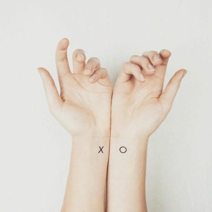 0-diskretiškos tatuiruotės-moteris-gražiausia-tatuiruotės-moteris-idėjos-originali idėja