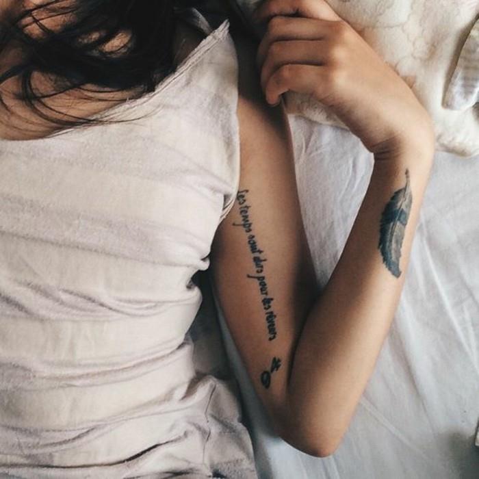 0-diskretiškos tatuiruotės-moteris-minimalistinė-tatuiruotė-moteris-idėja-tatuiruotė-vieta