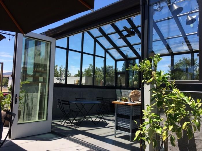 0-stiklo-veranda-graži-bioklimatinė-stiklo-terasa-stiklo-langai-gamintojo veranda