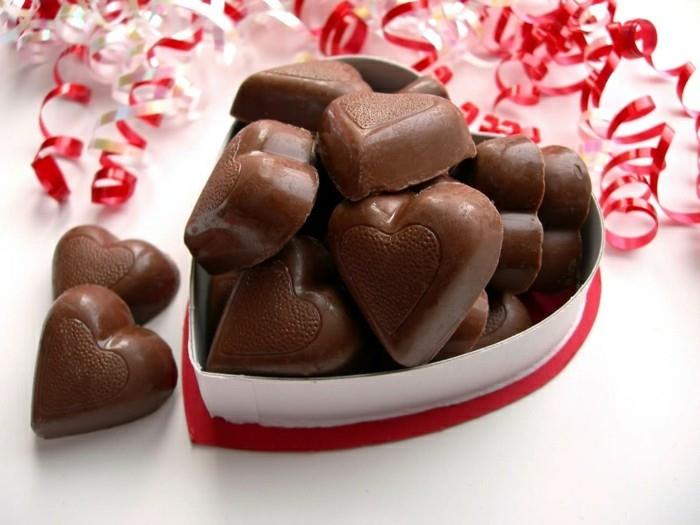 00-ideja-veličastno-darilo-ideja-moški-valentinovo-čokolada