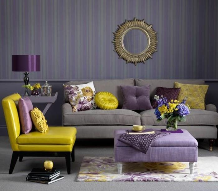 00-pilka-svetainė-pilki baldai-prašmatnios-spalvingos pagalvėlės-spalvotas kilimas-modernioje svetainėje