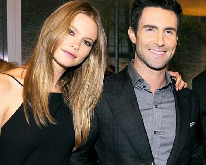 0adam-levine-ve-behati-prinsloo-aşık-çiftler-hollywood-en-en-ünlü-çiftler