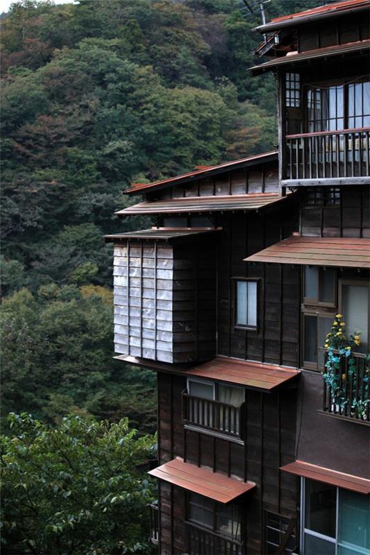 1-lepa-japonska-hiša-arhitektura