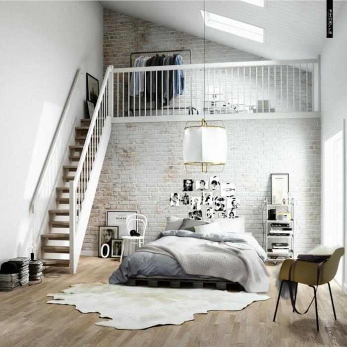 1 yatak odalı-iç-tuğla duvar-ahşap-merdiven-yatak-gri-yatak-çarşaf