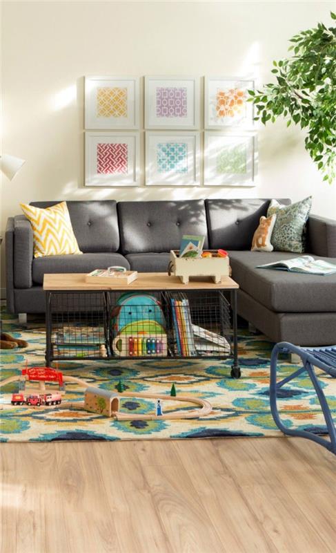 1 kaip išsirinkti gražiausią šventąjį maklou kilimą gyvenamajam kambariui su pilka sofa