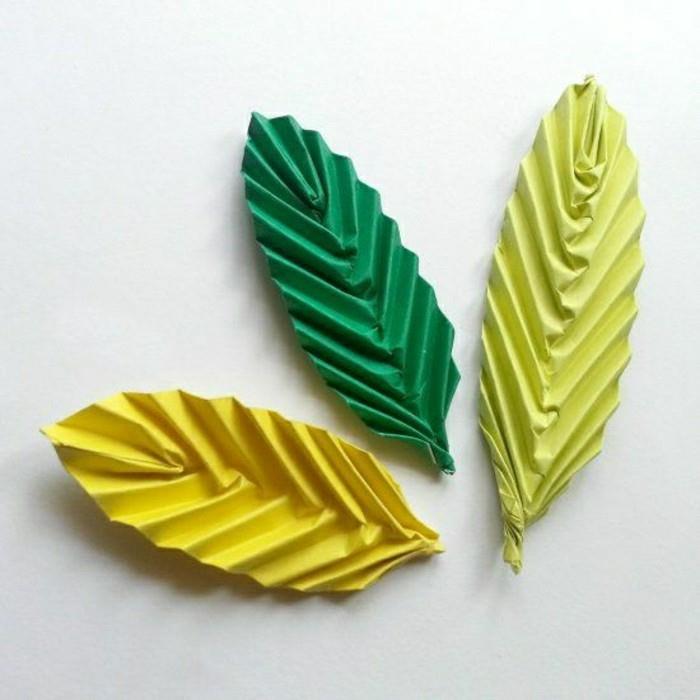 1-kako-narediti-origamijo-enostavno zložiti-origamijo-v-barvnem papirju