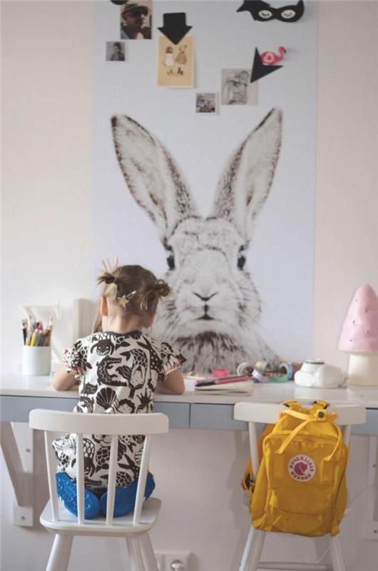 1-tavşan-fotoğraflı-kız-odasında-tatlı-orijinal-duvar-dekorasyonu