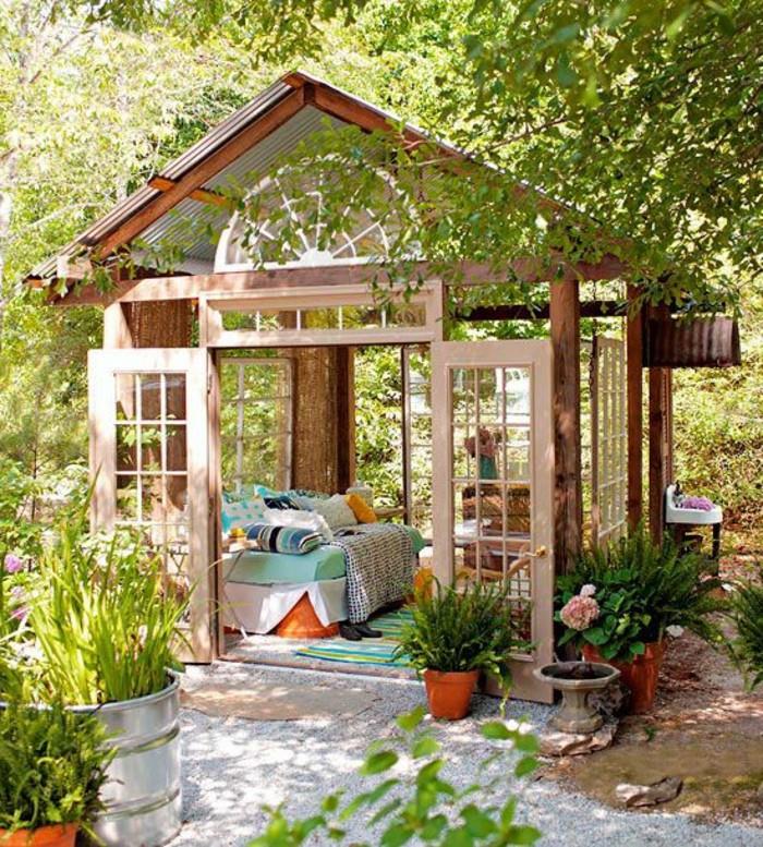 1-graži-veranda-šviesioje medienoje-moderni-bioklimatinė-veranda-bioklimatinė-pavėsinė