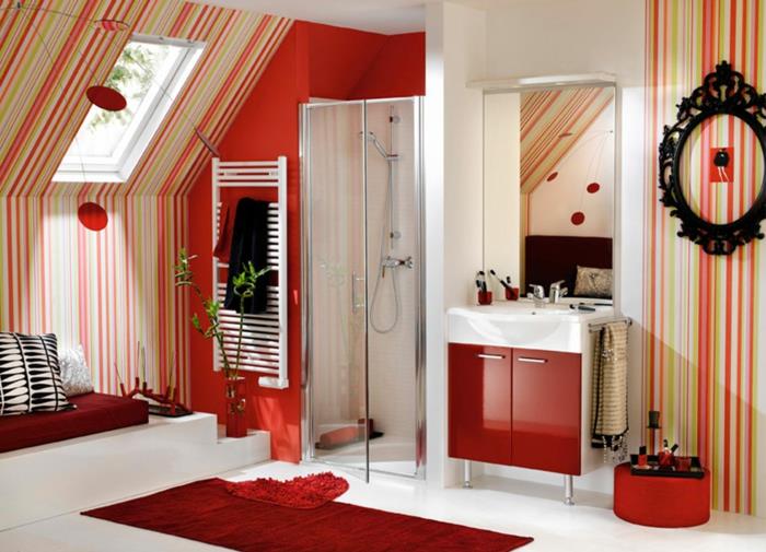 1-gražiausias-raudonas-vonios-kilimas-su-raudonais baldais ir-raudonomis sienomis
