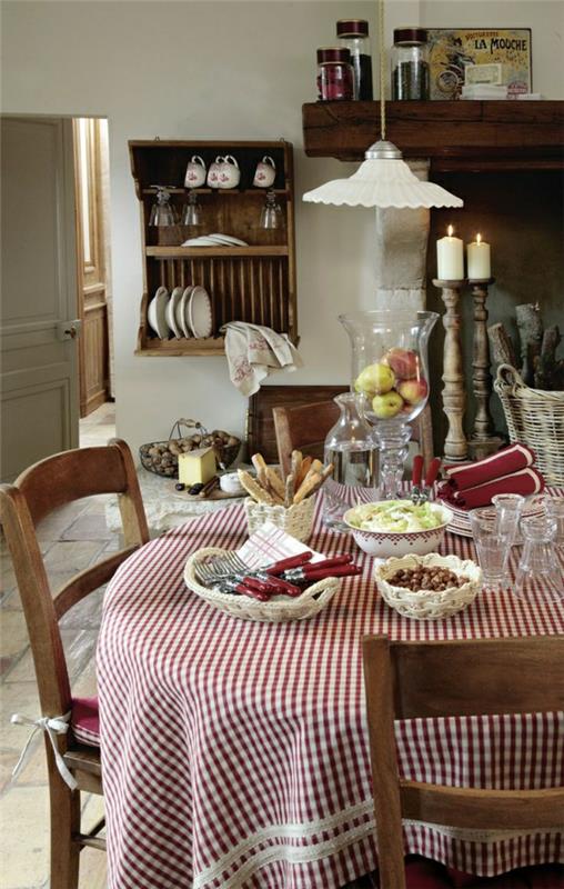 1 stalas-staltiesė-raudona-balta-su kaimiško stiliaus plytelėmis-svetainė-stalo-kėdės-medinės