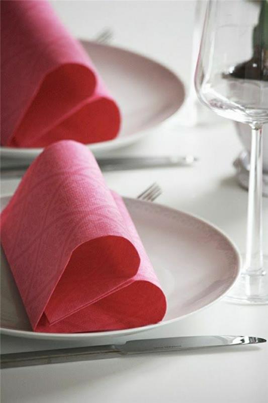 1-rožinė-servetėlių lankstymo režimas-rožinė-servetėlių lankstymas