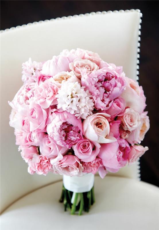 1-pomen-vrtnic-poročni šopek-vrtnice-lep-šopek-cvetja-za-poroko