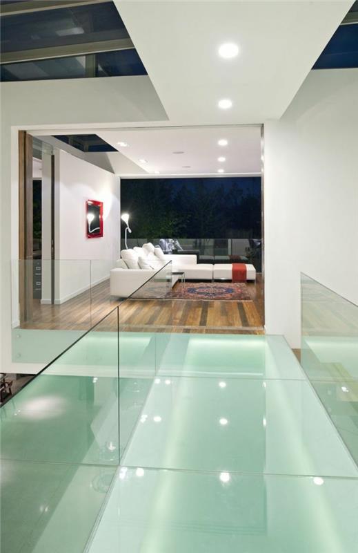 1-stiklo-grindų-stiklo-grindų-stiklo-plytelių-neįprastos idėjos-stiklo namas