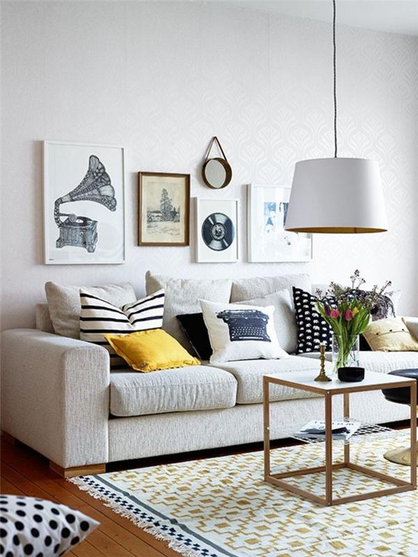 1-svetainė-kilimas-baltas-geltonas-šiuolaikiniame-gyvenamajame kambaryje su balta lempa