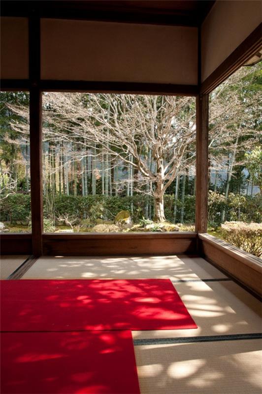 1-rdeča preproga-japonska-arhitektura-spalnica