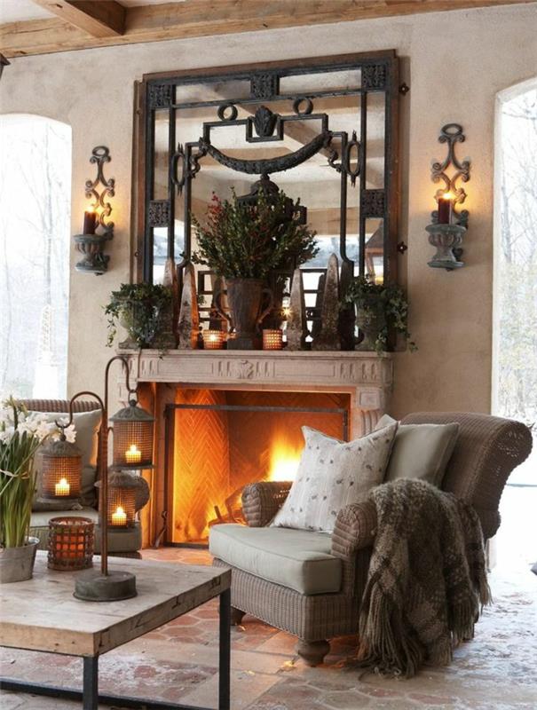 1-graži svetainė su dekoratyviniu veidrodžiu-židiniu-interjeras-smėlio spalvos fotelis