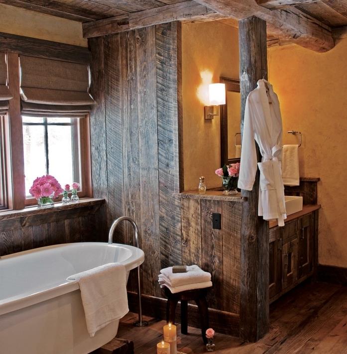 medinis vonios kambarys-dekoras-kaimiško stiliaus-laisvai stovintis kubilas