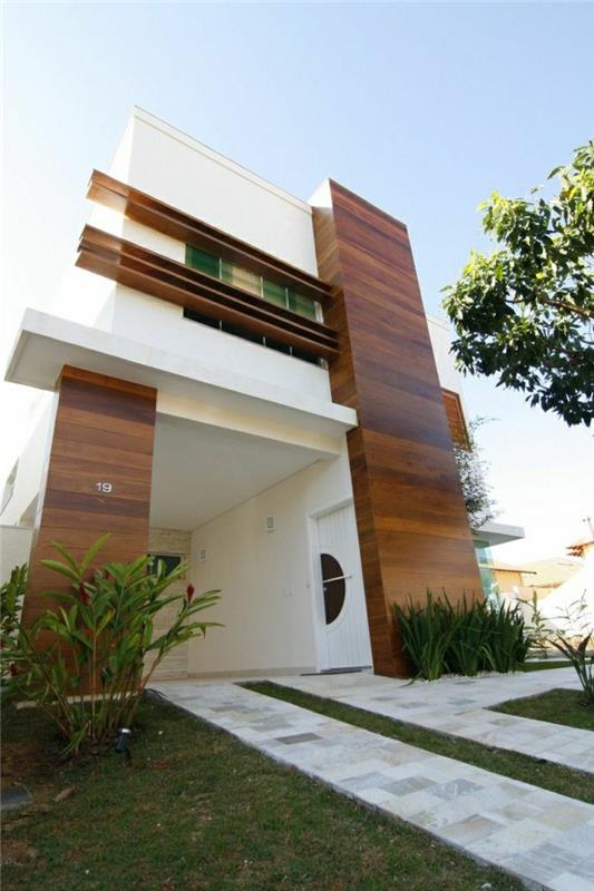 12-šiuolaikinis namas minimalizmo stiliaus ir sodas su žalia veja