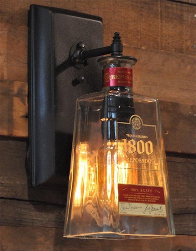 pakabinama lempa-butelis-alkoholio stiklas