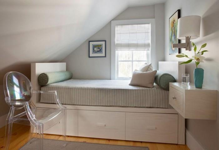 17.Yetişkin-yatak odası-düzen-uygun-kapalı-alanlar-yatak-depolama-alan-lamba-çekmece-mansart