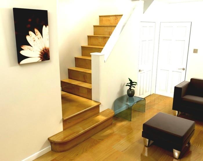 moderno-in-klasično-stopnišče-svetlo-leseno-stopnišče