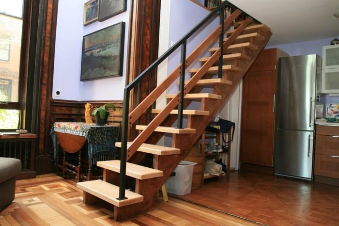 moderno-preprosto-stopnišče-leseno-stopnišče-les-in-kovinska ograja