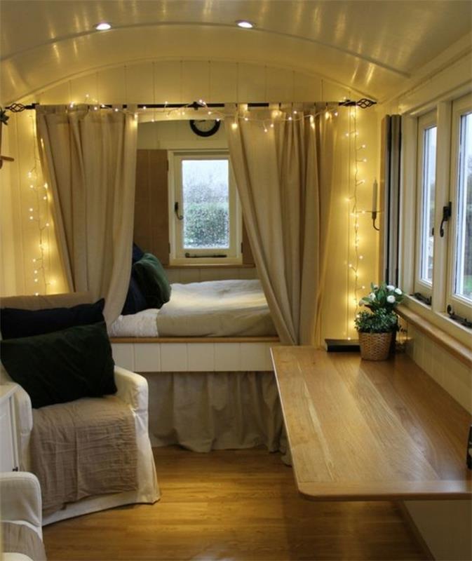 1live-in-caravan-deco-Chic-in-Beige-Modern-Light-Garland-