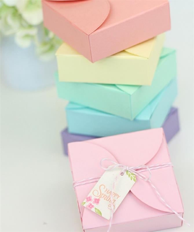 2.3a-maža dovana-pasiūlymas-atėjus pavasario origami-dėžutei-pasidaryk pats-saldainių