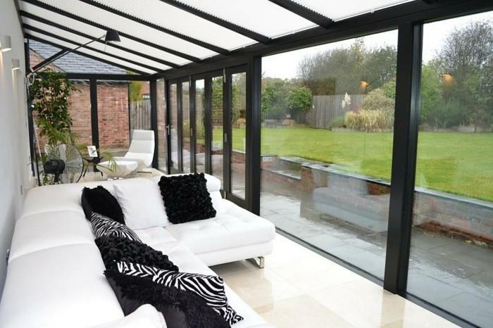 modernaus verandos juodais ir baltais stiklais stogo stiklo sienos-elegantiškas verandos modelis