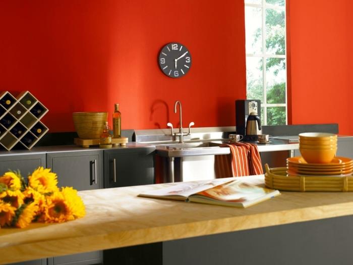 örnek-boya-mutfak-kırmızı-boya-mutfak-mobilya-taupe-çok misafirperver-atmosfer