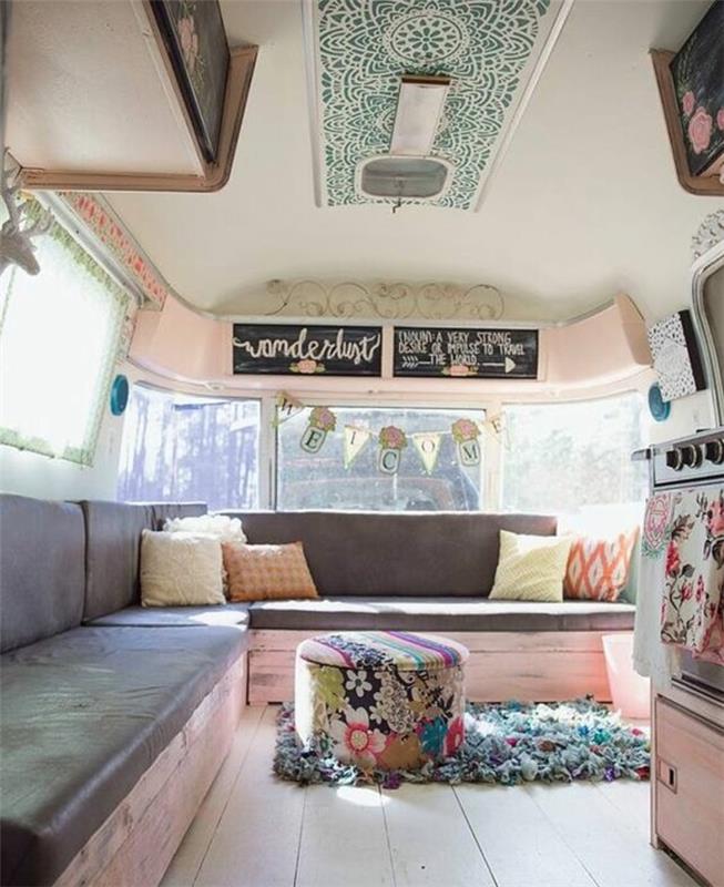 2live-in-a-mobile-home-interior-in-pastel-colours-pouf-vintage-kitchen