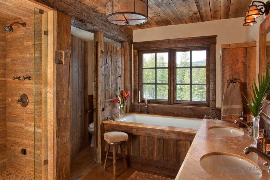 Decorazione completa del bagno in legno