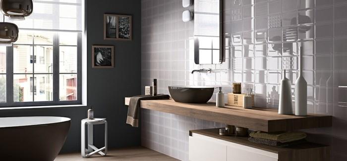 dekoras-vonios kambarys-spalva-taupe-puiki idėja-vonios kambario plytelių klojimas-zen-vonios kambarys
