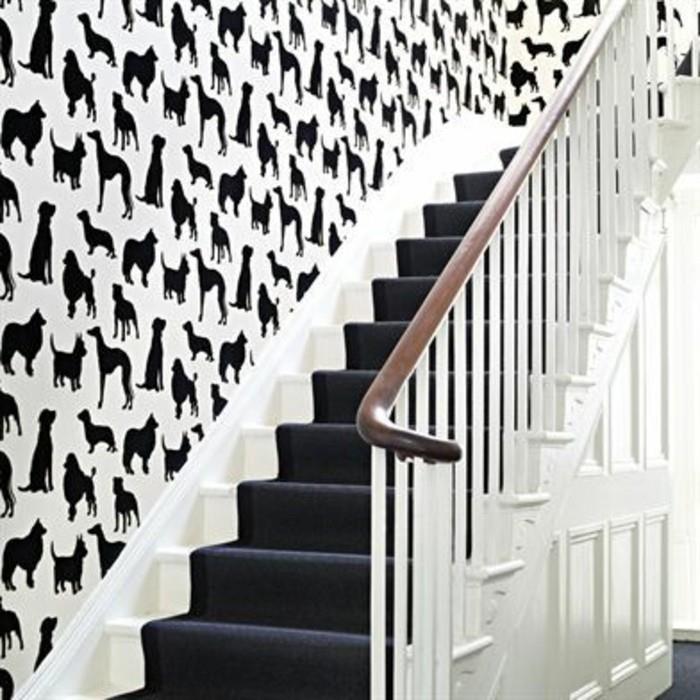 deco-stopnišče-občudovanja vredno-primerno-za-ljubitelje živali-zanimiva-stenska dekoracija-stopnišče-preproga-v-temni barvi
