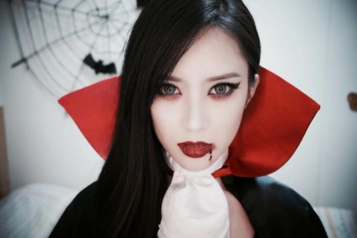 halloween-makeup-vampire-labai sėkmingai atrodanti moteris-vampyras-a
