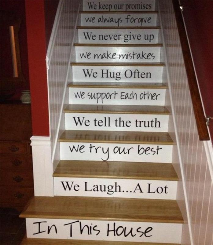 slikarstvo-lesene-stopnice-s-lepa-sporočila-ideja-deco-izredno-stopnišče