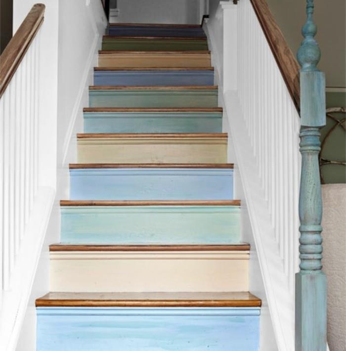 barve-les-stopnice-lepa-ideja-prenoviti-leseno-stopnišče-pobarvane-stopnice-v-različnih barvah