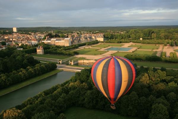 Velikost balona 4-chateau-de-Fontainebleau-blizu-Pariza