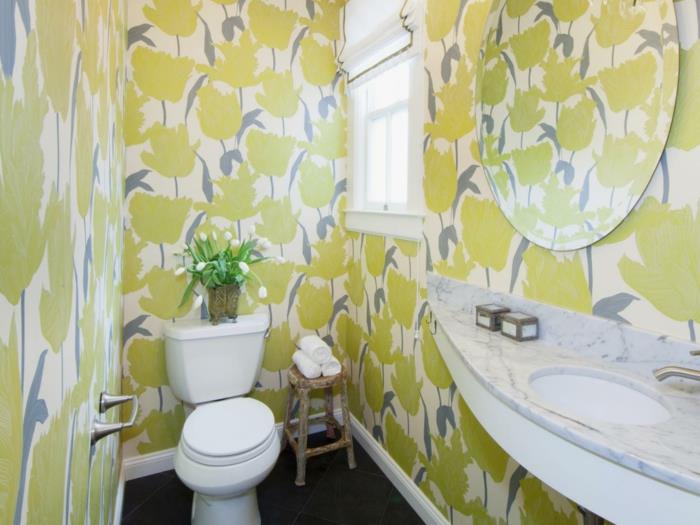 originalus-vonios kambarys-dekoras-vonios kambarys-tapetai-su-gėlių raštais
