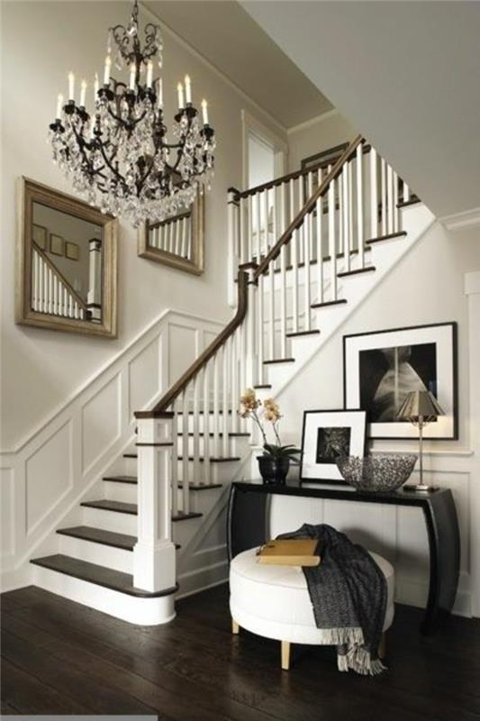 stopnišče-ideja-z-ogledali-dizajn-naravnost-leseno-stopnišče-klasičen slog