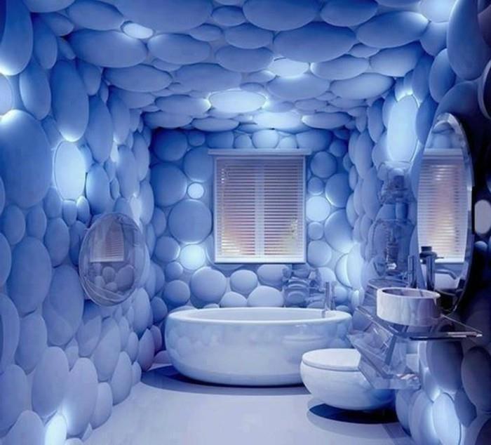 originalus dekoras-vonios kambarys-dekoro-idėja-tapetai-nepaprasti-tapetai-imituojantys-burbuliukai-balta vonia
