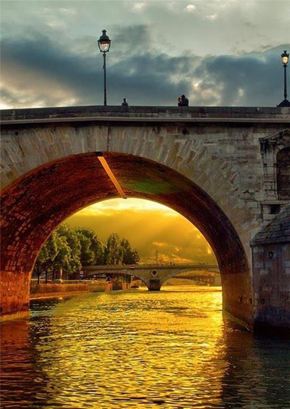6-la-seine-visit-paris-ką-pamatyti-Paryžiuje-paminklai-Paryžius