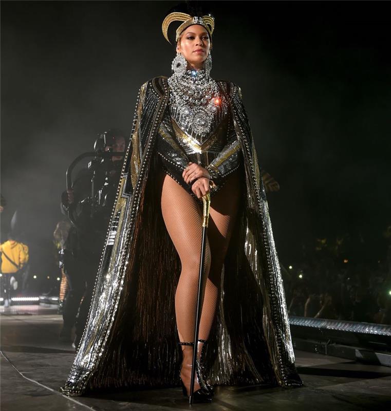 Homecoming, Beyoncé'nin belgeseli ve canlı Coachella'sı 17 Nisan'dan beri Netflix'te.
